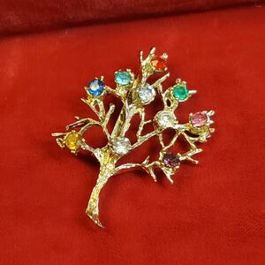 Vintage Tree of Life Family Tree Brooch Pin Costume Goldtone Rhinestones 2"